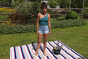Next Photoset Sample
